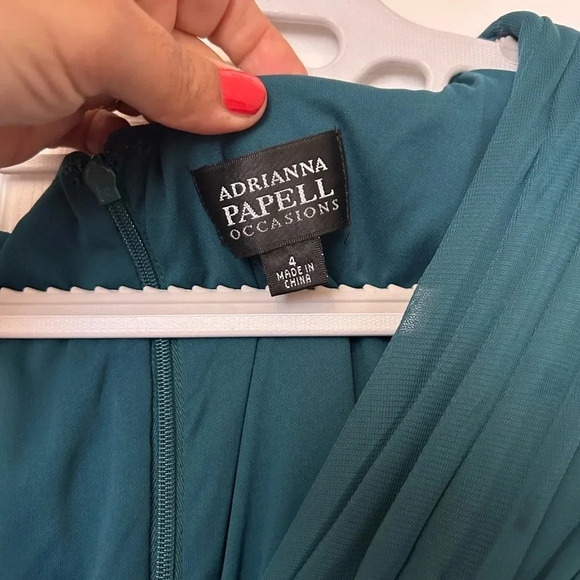 ! Adrianna Papell Embellished Pleated Bodice Mesh Gown Sz 4 Forest - Picture 6 of 7